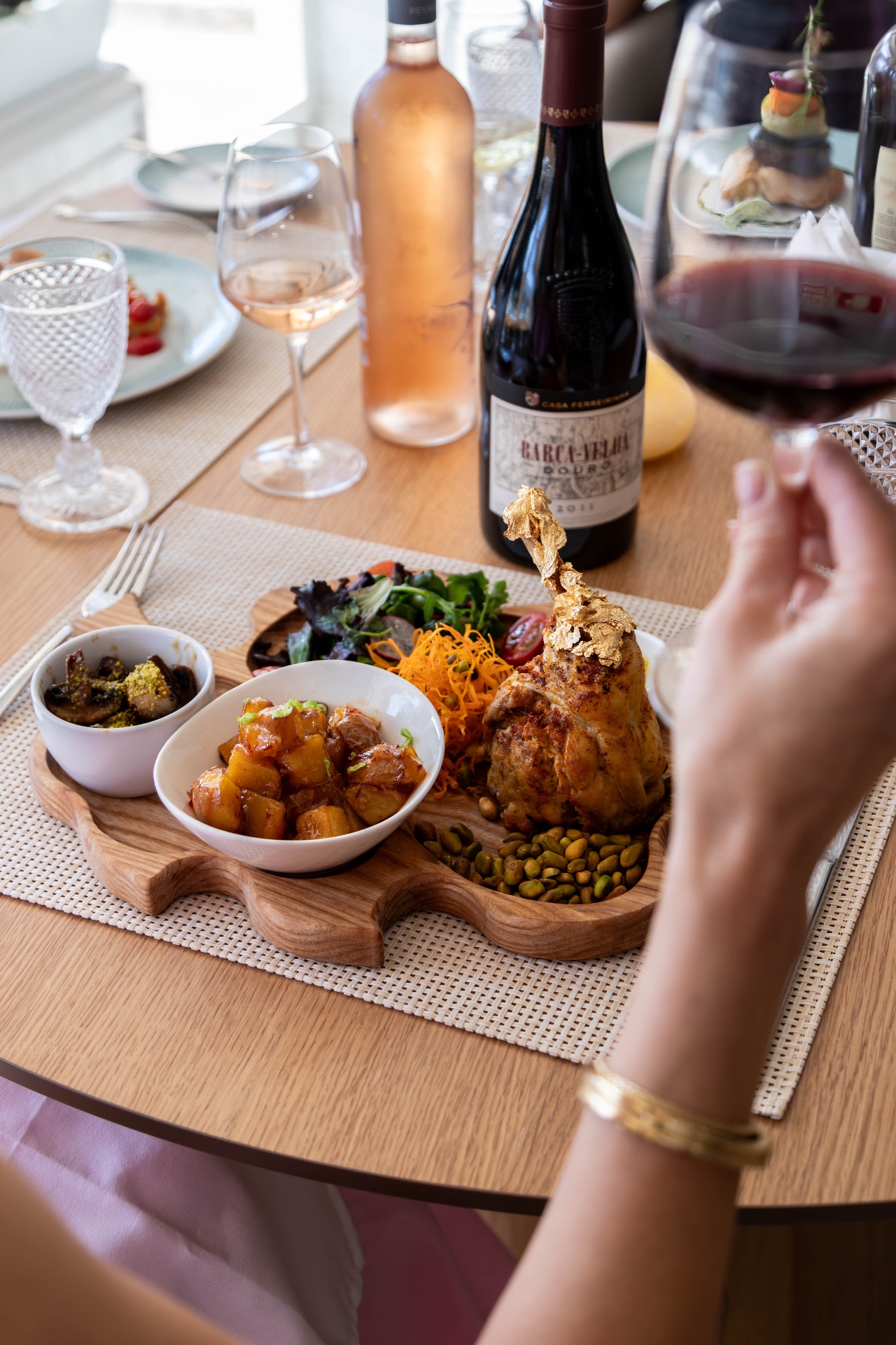 Wine & Dine